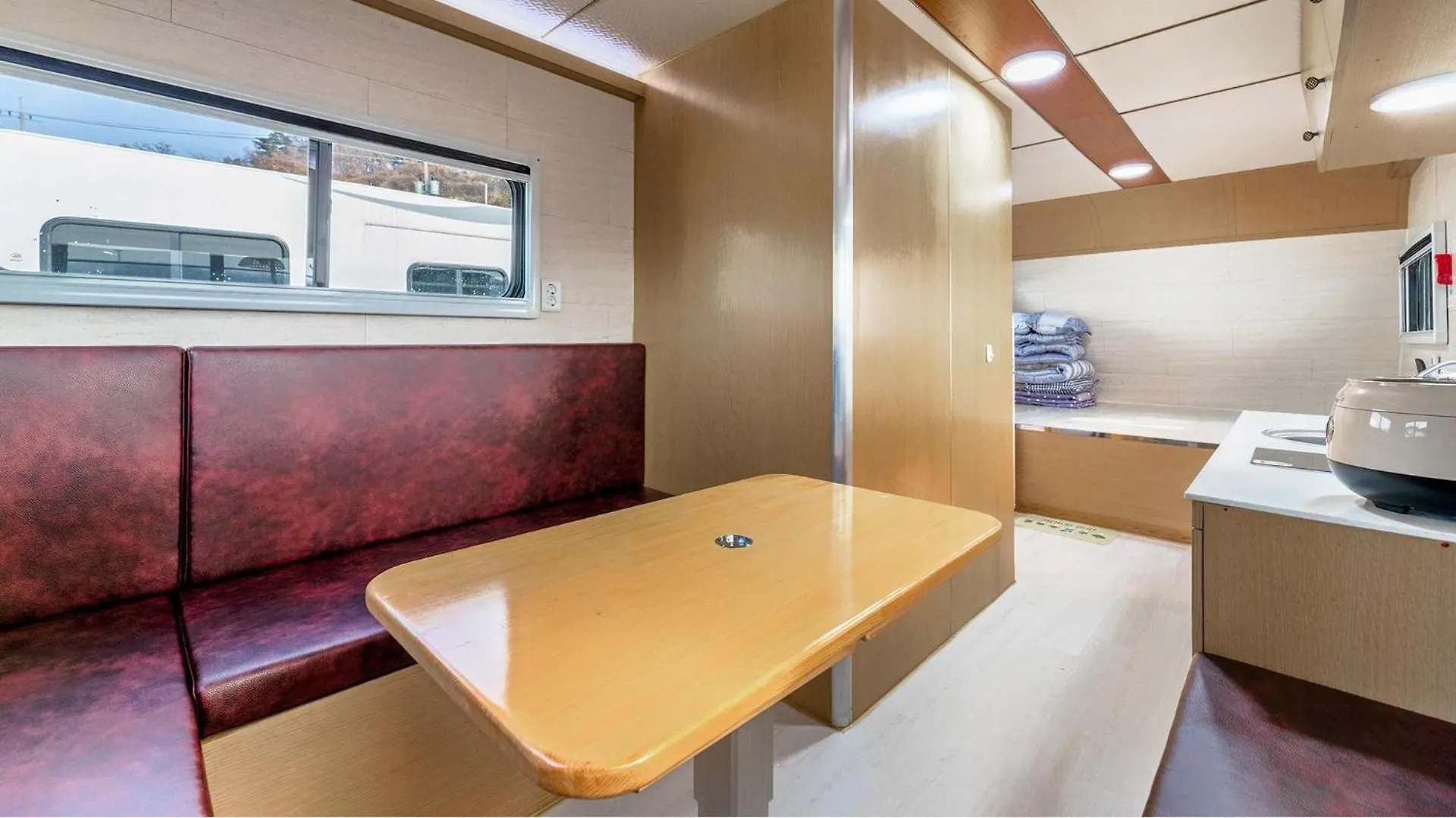 Holiday home Ganghwa Nakjohealing Caravan&Camping Incheon