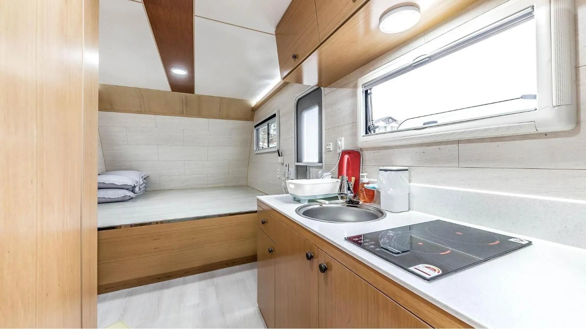 Holiday home Ganghwa Nakjohealing Caravan&Camping Incheon South Korea